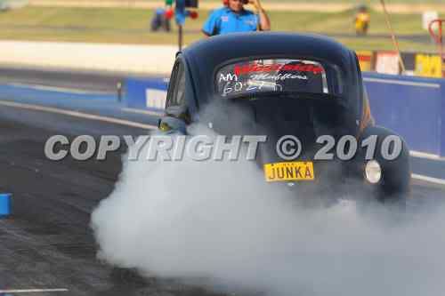 http://i108.photobucket.com/albums/n1/westibug/CompakAttakSydney1061.jpg
