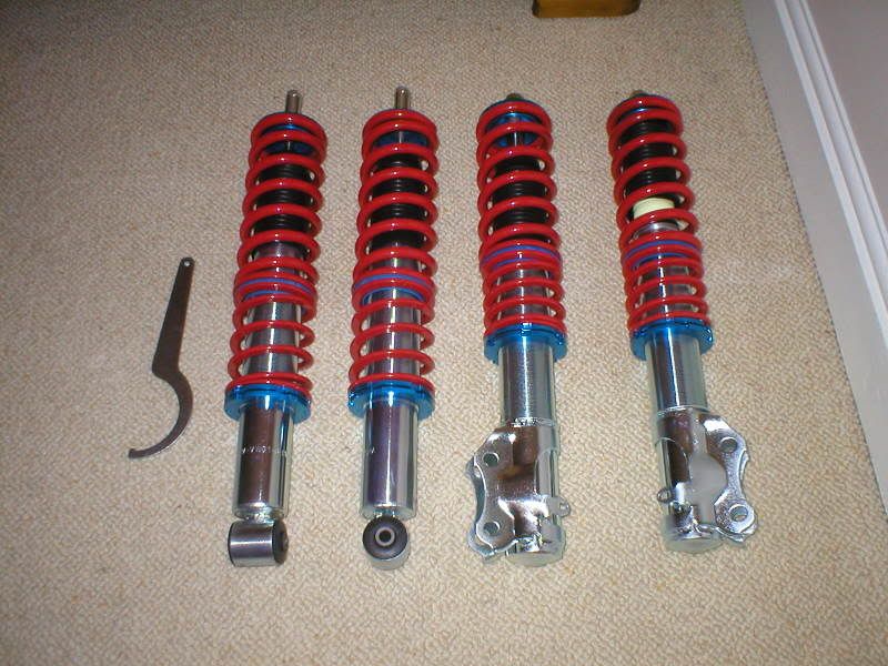 http://i108.photobucket.com/albums/n19/Bstardchild/VW%20Polo/PoloRacelandCoilovers1.jpg?t=1248612608