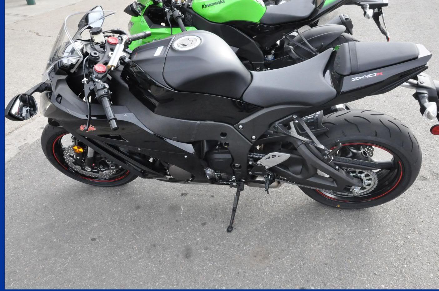 My new black 2011 zx10r!! Awsome | Kawasaki ZX-10R Forum