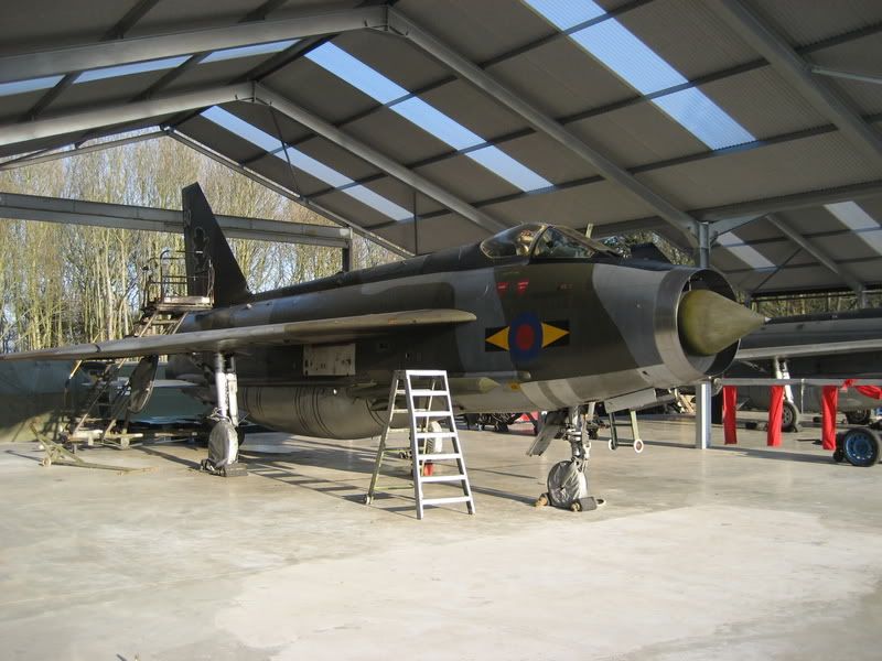 http://i108.photobucket.com/albums/n24/GromitPics/Bruntingthorpe_160208/IMG_6659.jpg