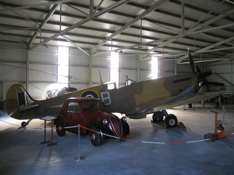 http://i108.photobucket.com/albums/n24/GromitPics/Malta%20Aviation%20Museum%20290908/IMG_6098.jpg