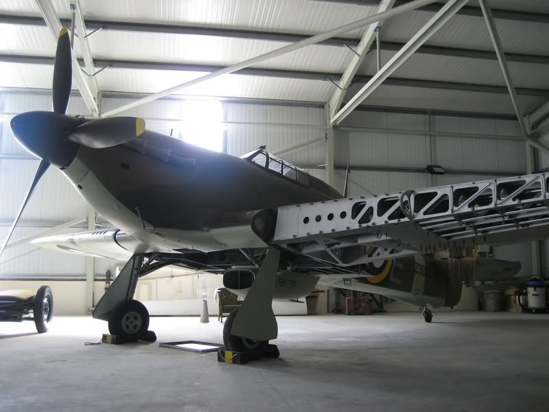 http://i108.photobucket.com/albums/n24/GromitPics/Malta%20Aviation%20Museum%20290908/IMG_6114.jpg