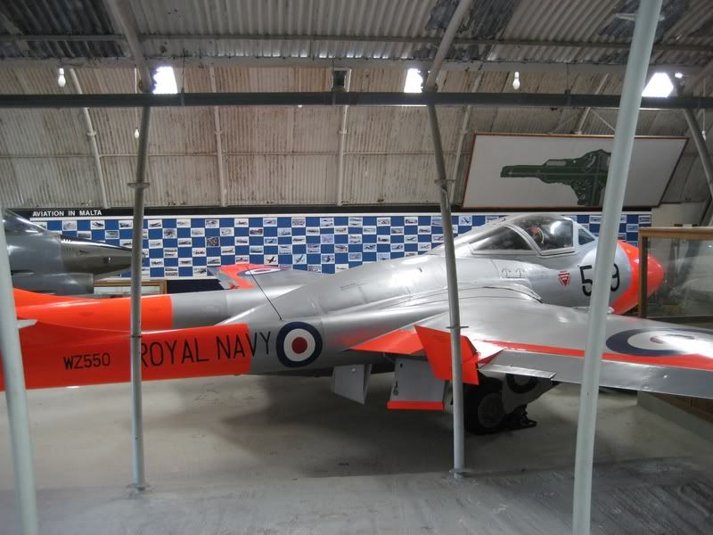 http://i108.photobucket.com/albums/n24/GromitPics/Malta%20Aviation%20Museum%20290908/IMG_6164.jpg