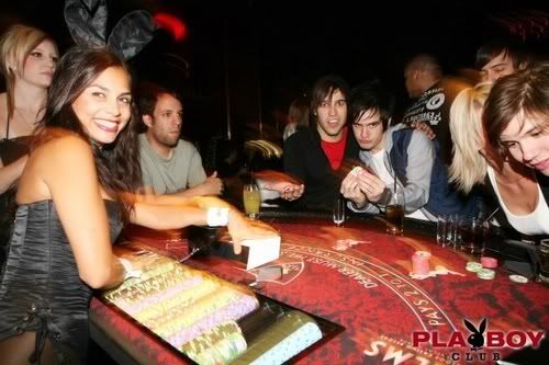 http://i108.photobucket.com/albums/n30/samthebrave514/brendonurie--large-msg-1183294482.jpg http://i108.photobucket.com/albums/n30/samthebrave514/brendonurie--large-msg-1183294482.jpg