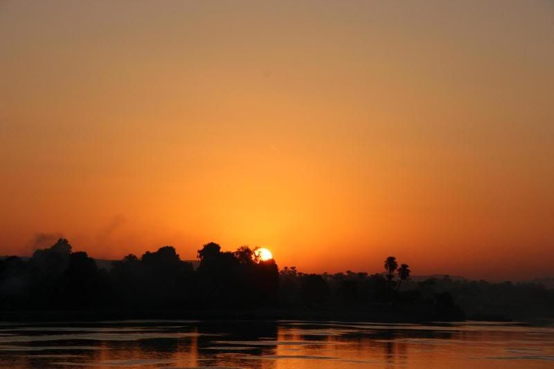 رائعة لشروق الشمس النيل 13.jpg