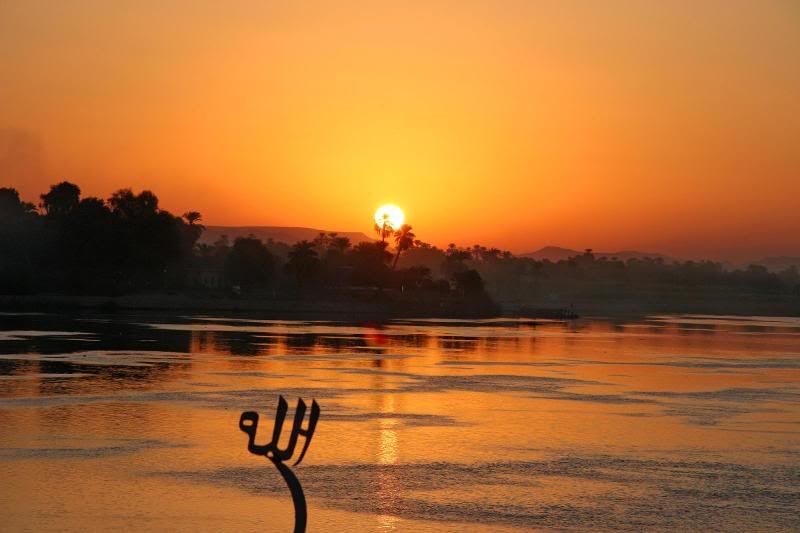 رائعة لشروق الشمس النيل 17.jpg