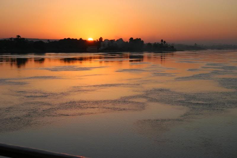 رائعة لشروق الشمس النيل 8.jpg