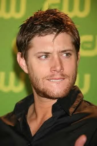 Was I the only one who started biting my lip while seeing pictures of Jensen 