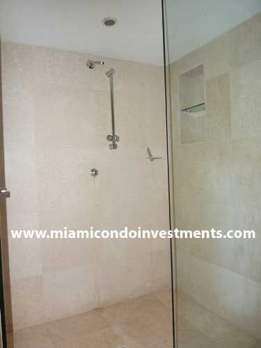 Atlantis on Brickell 1601 master bathroom