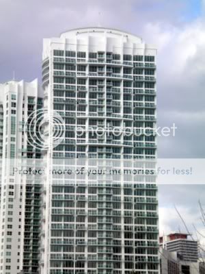 Brickell on the River South